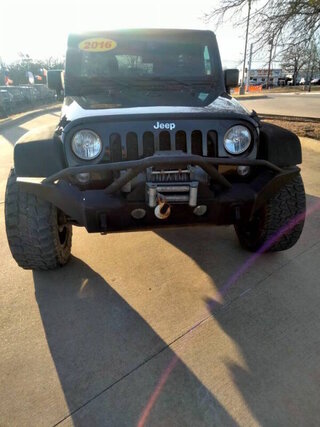 2016 Jeep Wrangler Unlimited Sport S — photo 2