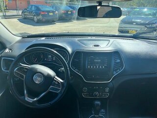 2019 Jeep Cherokee Limited — photo 4