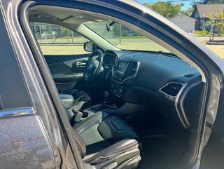 2019 Jeep Cherokee Limited — photo 5