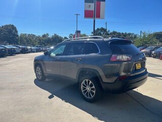 2019 Jeep Cherokee Limited — photo 16