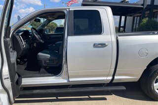 2016 Ram Ram 1500 Pickup SLT — photo 9