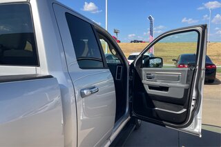 2016 Ram Ram 1500 Pickup SLT — photo 23