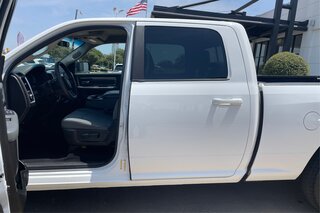 2019 Ram Ram 1500 Classic SLT — photo 9