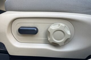 2016 Ford Taurus SE — photo 29