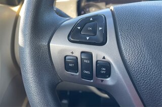 2016 Ford Taurus SE — photo 25