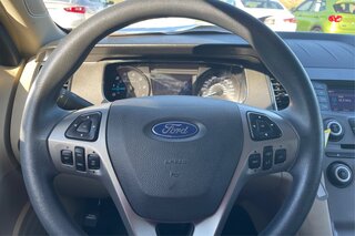 2016 Ford Taurus SE — photo 18