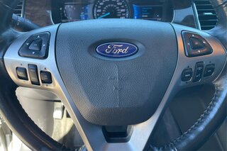 2013 Ford Taurus Limited — photo 19