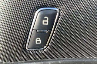 2017 Ford Explorer Base — photo 28
