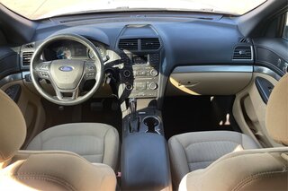 2017 Ford Explorer Base — photo 15