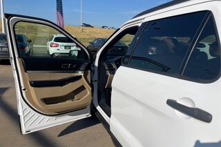 2017 Ford Explorer Base — photo 21