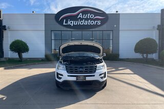 2017 Ford Explorer Base — photo 11