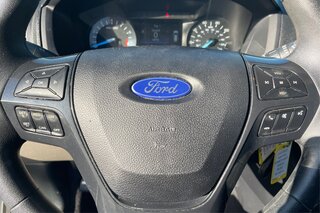 2018 Ford Explorer Base — photo 18
