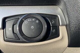 2018 Ford Explorer Base — photo 19