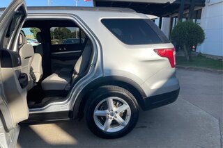 2018 Ford Explorer Base — photo 10