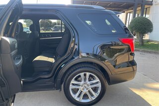 2017 Ford Explorer XLT — photo 10