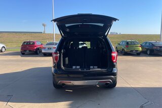 2017 Ford Explorer XLT — photo 12