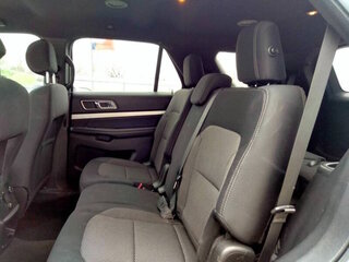 2017 Ford Explorer XLT — photo 12