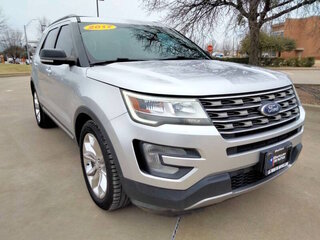 2017 Ford Explorer XLT — photo 3