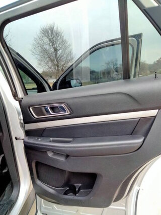 2017 Ford Explorer XLT — photo 22