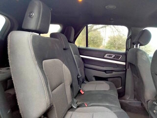 2017 Ford Explorer XLT — photo 23