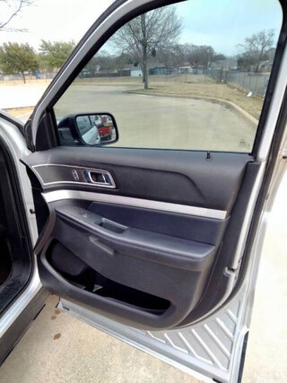 2017 Ford Explorer XLT — photo 19