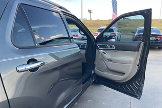 2015 Ford Explorer XLT — photo 23