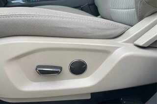 2018 Ford Explorer Base — photo 29