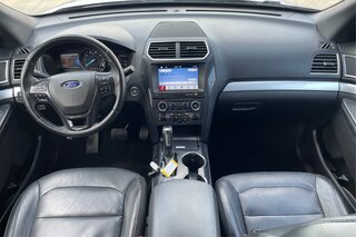 2017 Ford Explorer XLT — photo 16