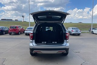 2017 Ford Explorer XLT — photo 13