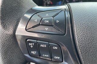 2017 Ford Explorer XLT — photo 27
