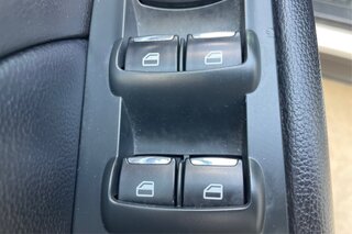 2017 Ford Explorer XLT — photo 29