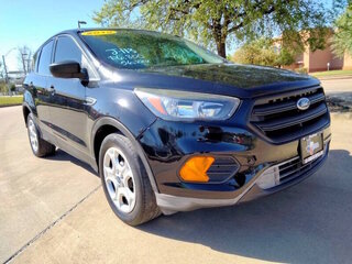 2019 Ford Escape S — photo 3
