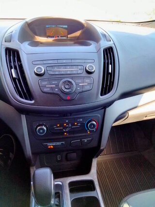 2019 Ford Escape S — photo 16