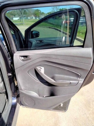 2019 Ford Escape S — photo 22