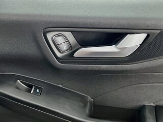 2023 Ford Escape ST-Line — photo 29