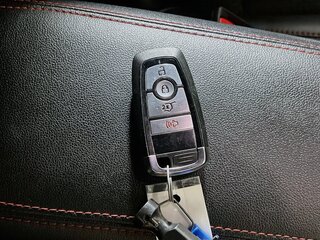 2023 Ford Escape ST-Line — photo 33