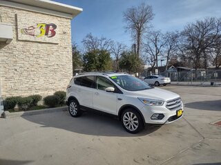 2017 Ford Escape Titanium — photo 2