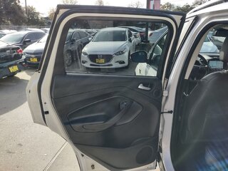 2017 Ford Escape Titanium — photo 13