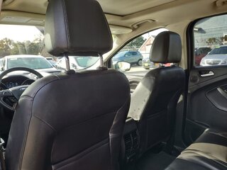 2017 Ford Escape Titanium — photo 10