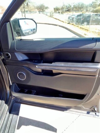 2020 Ford Expedition XLT — photo 19