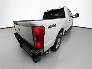 2026 Ford F-250 Super Duty XLT — photo 3