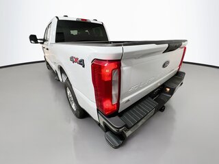 2026 Ford F-250 Super Duty XLT — photo 4