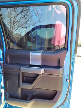 2016 Ford F-150 XLT — photo 23