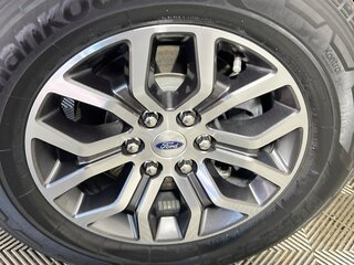 2022 Ford F-150 Lariat — photo 11