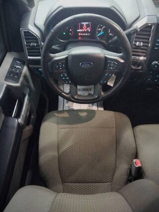 2016 Ford F-150 XLT — photo 14