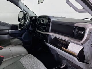 2023 Ford F-150 XLT — photo 31