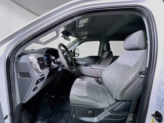 2023 Ford F-150 XLT — photo 12