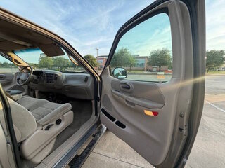 2001 Ford F-150 Lariat — photo 28