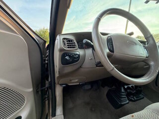 2001 Ford F-150 Lariat — photo 13