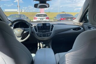 2020 Chevrolet Malibu 1LT — photo 22